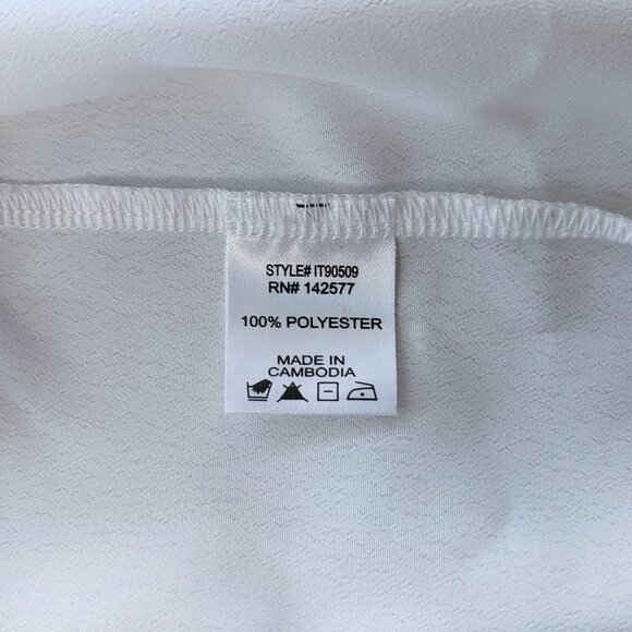 IRIS top with statement sleeves, round neck, short sleeves,  pearl button - Picture 4 of 11